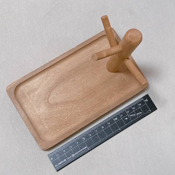 「これは可愛過ぎる！」【ダイソー】で発見！コンパクトなのに収納力抜群！＜アクセスタンド＞