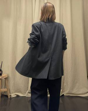 完売間近で即買い！【UNIQLO】「羽織るだけでキマる」ジャケットはヘビロテ決定！