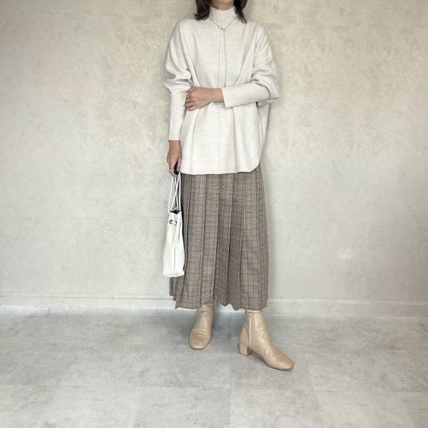 秋冬の醍醐味！【ハイネックトップス】を使った「大人コーデ」を要チェック！