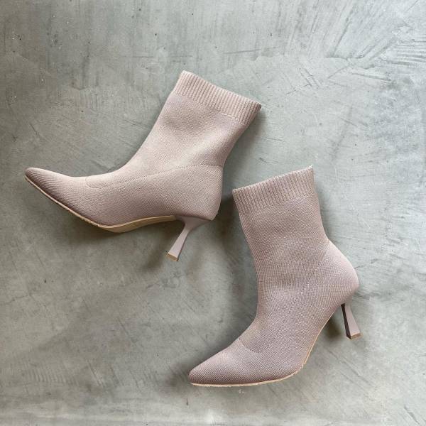 一気に華やか♡【ポインテッドトゥ】が気になる♡