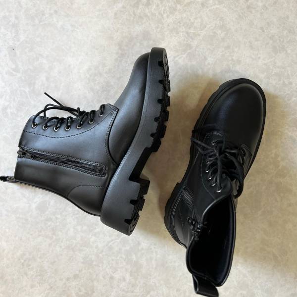 く、クオリティやばッ（驚）【GU】軽くて楽ちん♡ 絶対欲しい「黒ブーツ」