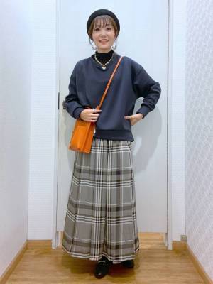 こりゃ人気なのも納得！【グローバルワーク】軽さと着心地抜群♡「上品見えスウェット」