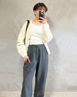 「狙って」買ったら「裏切らなかった」！！【ユニクロ】”神ボトムス”は見逃せない