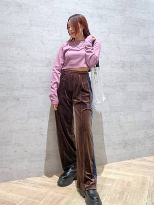 Y2K全開ー♡ 今すぐ取り入れたい【ベロアアイテム】