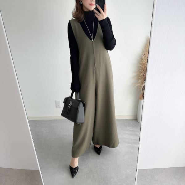 ＜秋らしさ全開ーッ！！＞【秋カラー】大人シックな「カーキコーデ」って？