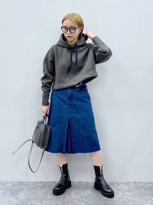 待望の新作キターーッ！！【グローバルワーク】さらに進化♡ 大人見え「きれいめパーカー」