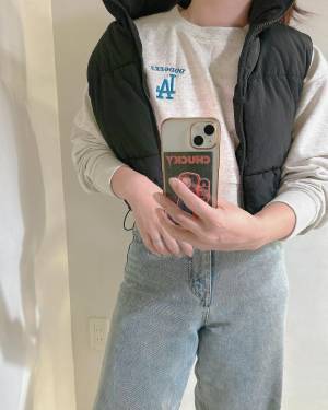 『1639円』は「イロチ買い」するしかないッ！！【しまむら】めちゃ「細見え」する“スウェット”紹介