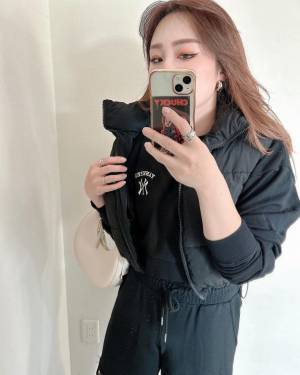 『1639円』は「イロチ買い」するしかないッ！！【しまむら】めちゃ「細見え」する“スウェット”紹介