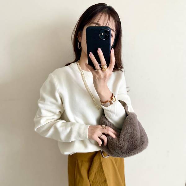 ＜ストレッチ性マジ凄い！＞「トリコ」になった♡【ユニクロ】“リブセーター”特集