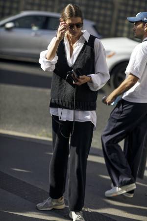 ベーシックカラーだけで、こんなに垢抜ける！ 最旬「ニット」コーデ【ストリートスナップ】