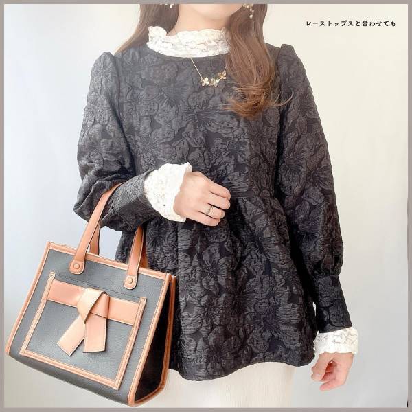 「とんでもなく高見え」でこれは買い！【しまむら】「大人可愛いが詰まった」”花柄ブラウス”4選