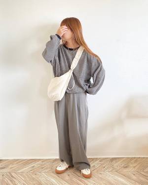 「ほんっとに高見え！！」【しまむら】見かけたら即カゴに！「優秀トップス」