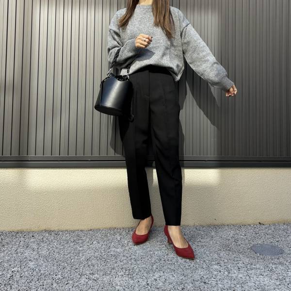 秋冬は「グレー」をどう着こなす？【GU・UNIQLO・ZARA】の「着回し抜群」アイテムで作る”グレー×ブラックコーデ”4選