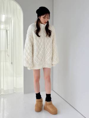 冬モテ狙うなら【シャギーニット】が最強！即ゲットしたい「おすすめ」って？