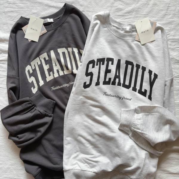 何枚でも欲しくなる♡【しまむら】無くなる前に買いに行ってー!!「ロゴトップス」