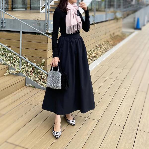 『即買い』推奨ッ！！【ユニクロ】迷ったら買うべき！「シンプルスカート」