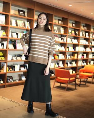 『即買い』推奨ッ！！【ユニクロ】迷ったら買うべき！「シンプルスカート」