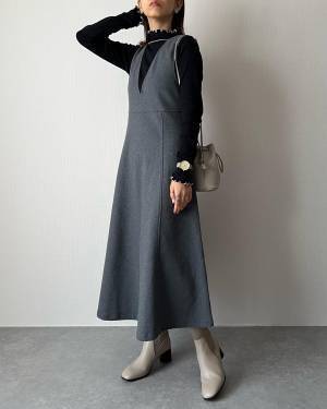 美シルエットに感動ッ！！【ユニクロ】オトナ女子におすすめ♡「ジャンパースカート」