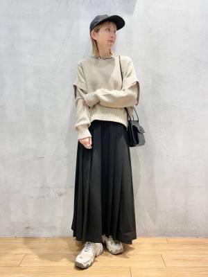 完売前に欲しいっ!!【ローリーズファーム】きれいめコーデに好相性♡「プリーツスカート」
