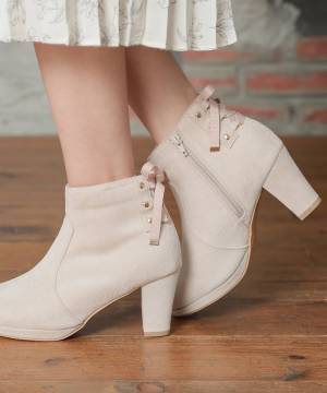 他店も嫉妬するレベル！？【ハニーズ】今買って冬まで使える♡「激かわブーツ」