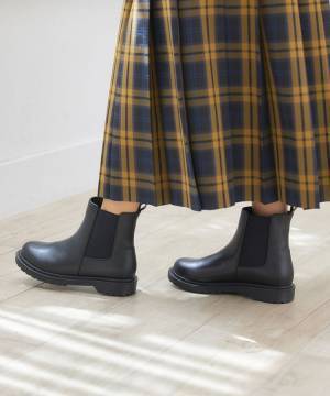 他店も嫉妬するレベル！？【ハニーズ】今買って冬まで使える♡「激かわブーツ」