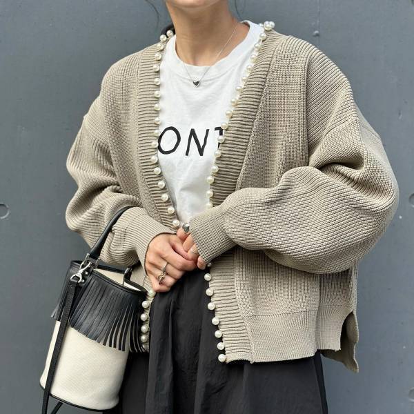 一枚でサマになる！買い逃したくない！【ビジュートップス】って？