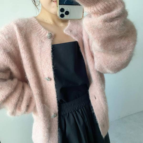 一枚でサマになる！買い逃したくない！【ビジュートップス】って？