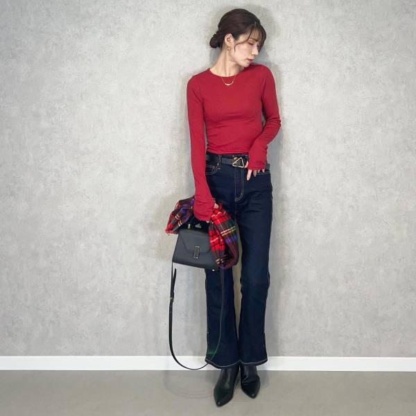 トップスとしても着回せる！【GU】冬は重ね着で大活躍♡「注目リブT」