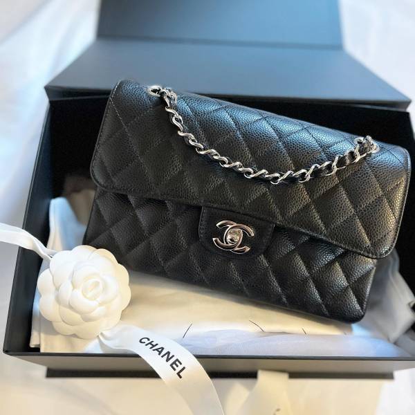 物欲止まらない♡ オシャレ女子も愛用！ 長く愛せる【憧れバッグ】