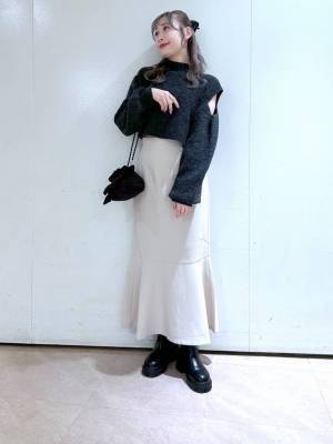 「去年も大人気だった」って♡【Heather】ヘルシーに肌見せが叶う♡「おしゃれニット」