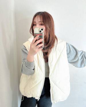 「高見えすぎてやばい！！！！」【しまむら・GU】「毎年大活躍」してる“ホワイトベスト”紹介