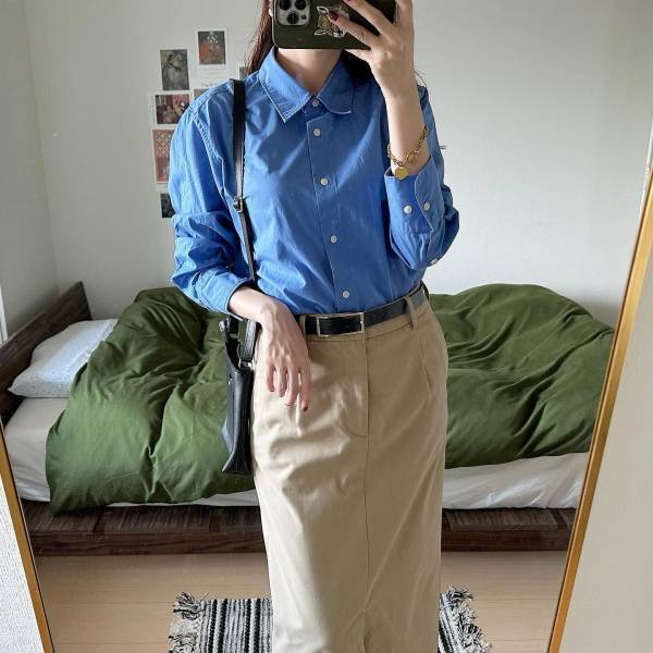 心の底から「買ってよかったなあ」…♡【ユニクロ】着るだけで「おしゃれ」“ブルーシャツ”紹介