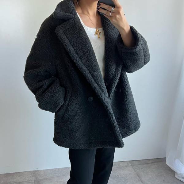 「可愛すぎるでしょー」！「間違いなく大活躍の予感」【GU】”ボアジャケット”が「4,990円は買い」！！