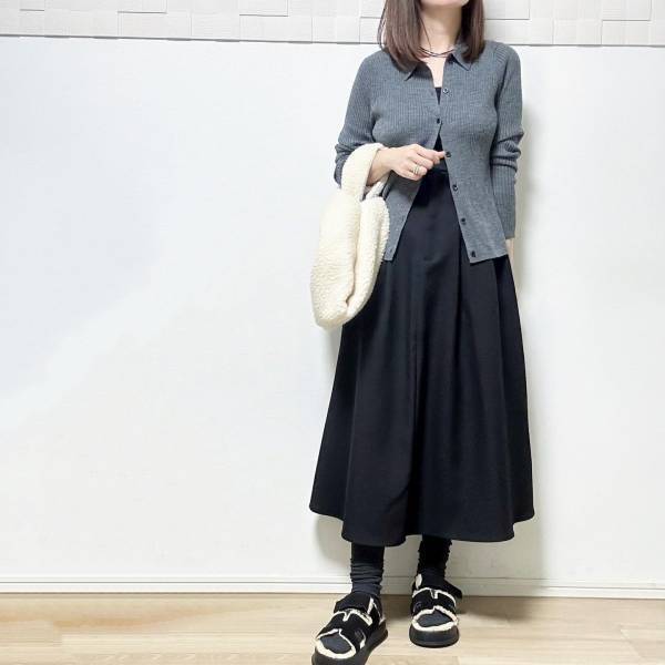 ユニ女の最推し♡【ユニクロ】3色購入した人も！人気の「ポロニットカーデ」