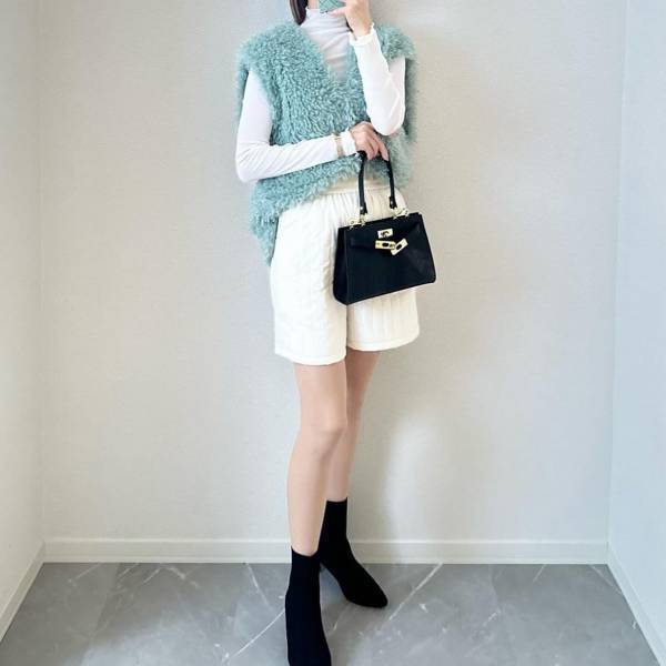 再販アイテムも見逃すなッ！！【GU】やっぱ黒が正解かも♡「人気ショートブーツ」