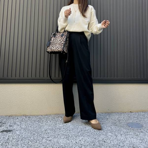 「着回し抜群」の「大人気」アイテムを使用！【UNIQLO】”シンプルコーディネート”3選