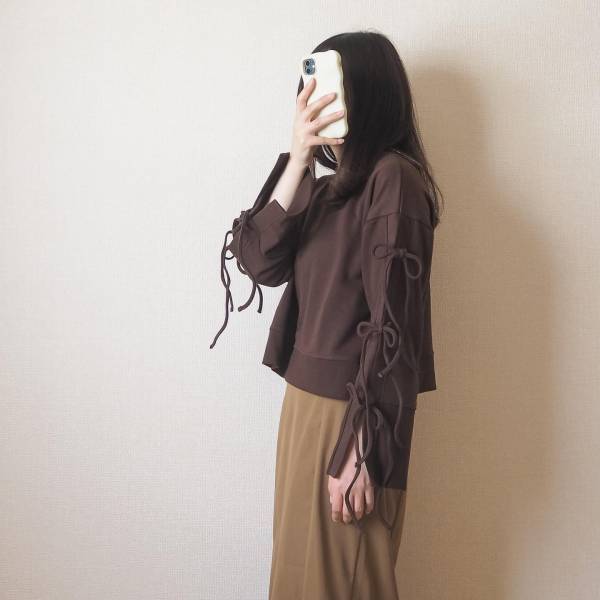 オンラインでは「即売り切れ」？！【しまむら】の”プルオーバー”は「袖リボン」がかわいぃー！！