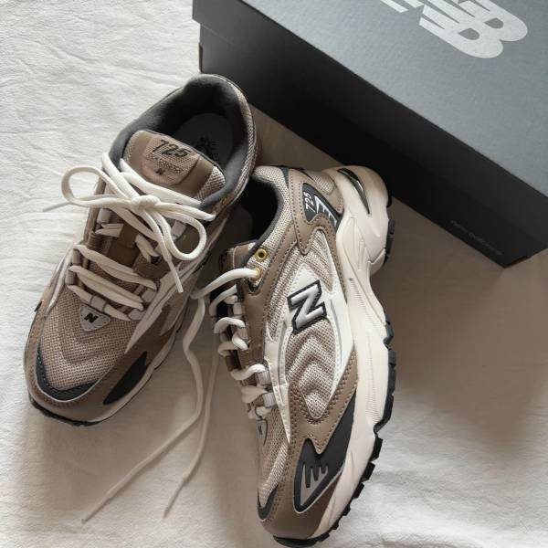 おしゃれさんは皆履いてる♡ 今キテる【トレンドスニーカー】って？