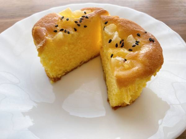 《コーヒーのお供に》「ほくほく」感がたまらない♡【セブンイレブン】「まるでケーキ」な”なると金時のマフィン”