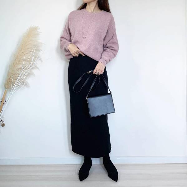 毎年買い足してる人も！【ユニクロ】今季はピンクに注目ッ♡「大人気ニット」