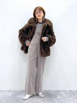 子どもっぽくなる→ 解決！【グローバルワーク】脚長効果に期待大♡「優秀オーバーオール」