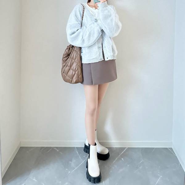 ＜今年はコレ＞「可愛すぎやしませんか？？」【ZARA】「最強ミニ丈」“スカート”紹介