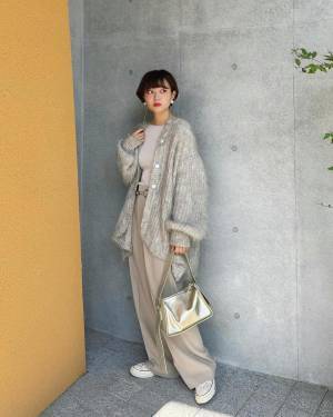 《秋冬の注目カラー》取り入れるだけで、今っぽい♡「グレーアイテム」