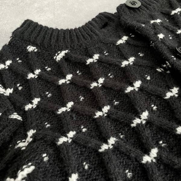 2wayで着れる！大人可愛いニットを【しまむら】で発見♡「季節感」満載の”オシャレカーディガン”