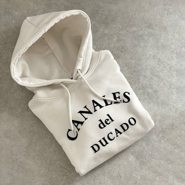 「冬コーデ」はこれに決定っ！【しまむら】”万能ロゴパーカー”で作る「寒さ対策にも」オススメな《オシャレコーデ3選》