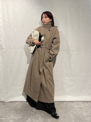 今買い足すなら“茶系”！【冬アウター】コーデが甘めに決まる♡「ベージュアウター」