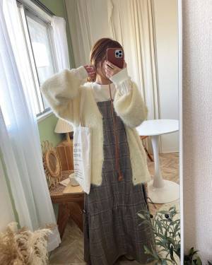 この「ふわふわ」感が「絶妙に可愛い」♡【しまむら】冬に着たい！“ホワイトカーデ”紹介