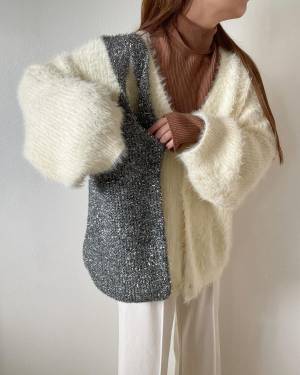 この「ふわふわ」感が「絶妙に可愛い」♡【しまむら】冬に着たい！“ホワイトカーデ”紹介