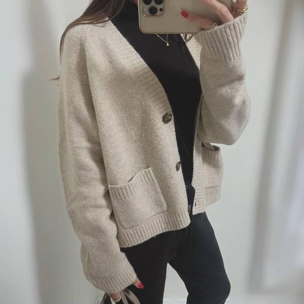 心から「激推し」です！！「体型カバー」も抜群！【ユニクロ】「出番」増加中“カーディガン”紹介