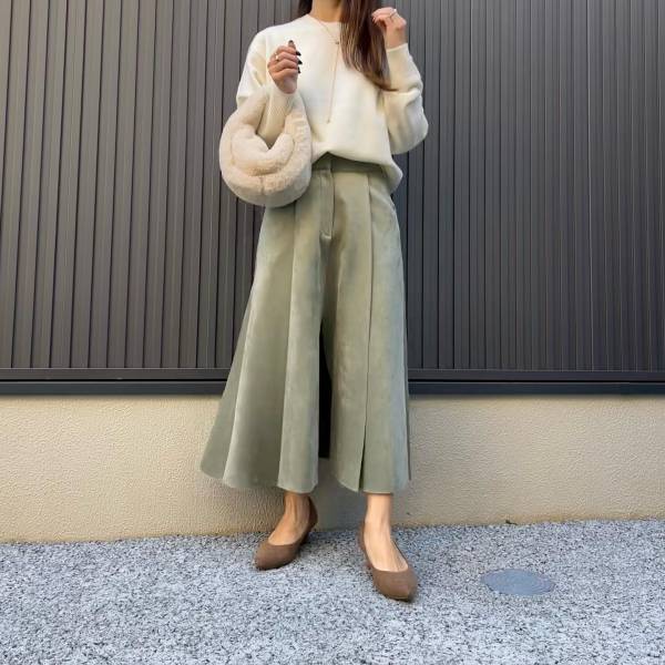 冬の本命見つけたぁーッ！！【ユニクロ】色違いも欲しくなる♡「人気セーター」